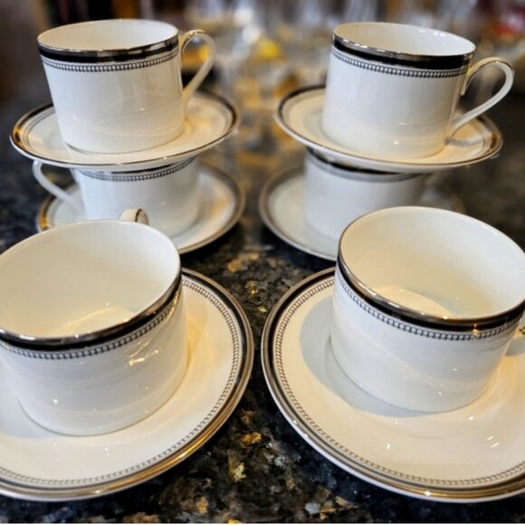 ROYAL DOULTON cup tea cup set - Picture 1 of 6